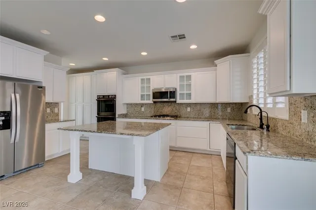 $2,845 | 8676 Moreno Mountain Avenue, Las Vegas, NV 89178