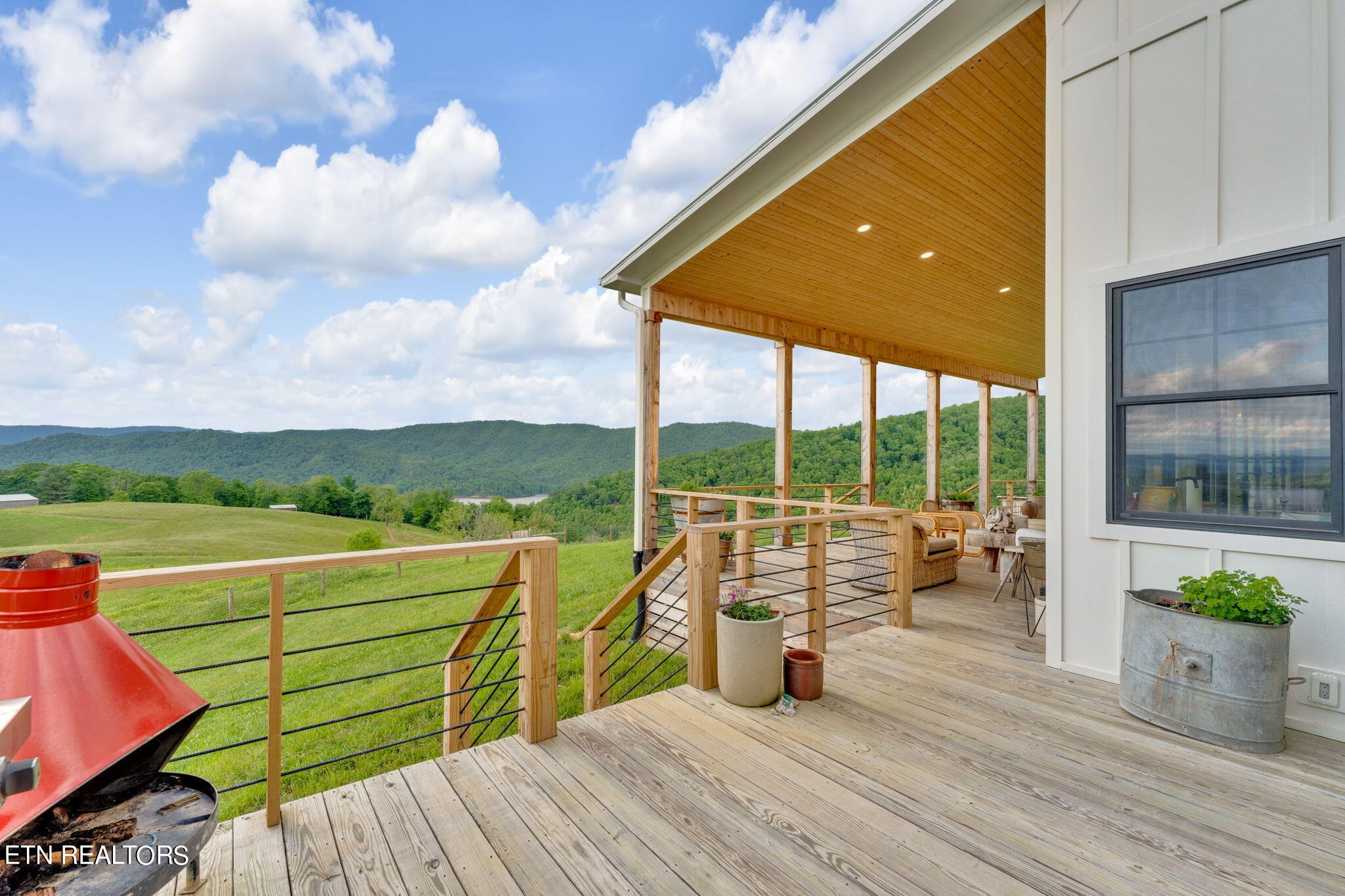 636 Dry Hill Road Butler, TN 37640 - Photo 43 of 51 Gallery Image 43