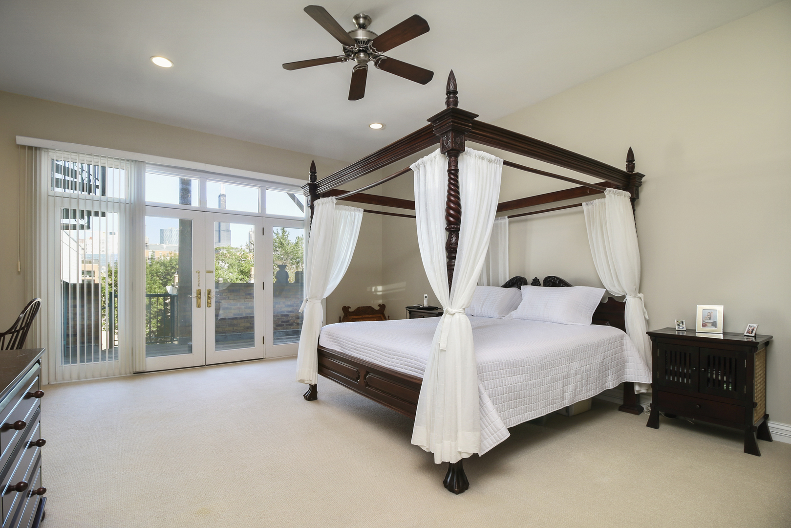 21 North Ada Street Chicago, IL 60607 - Photo 16 of 41