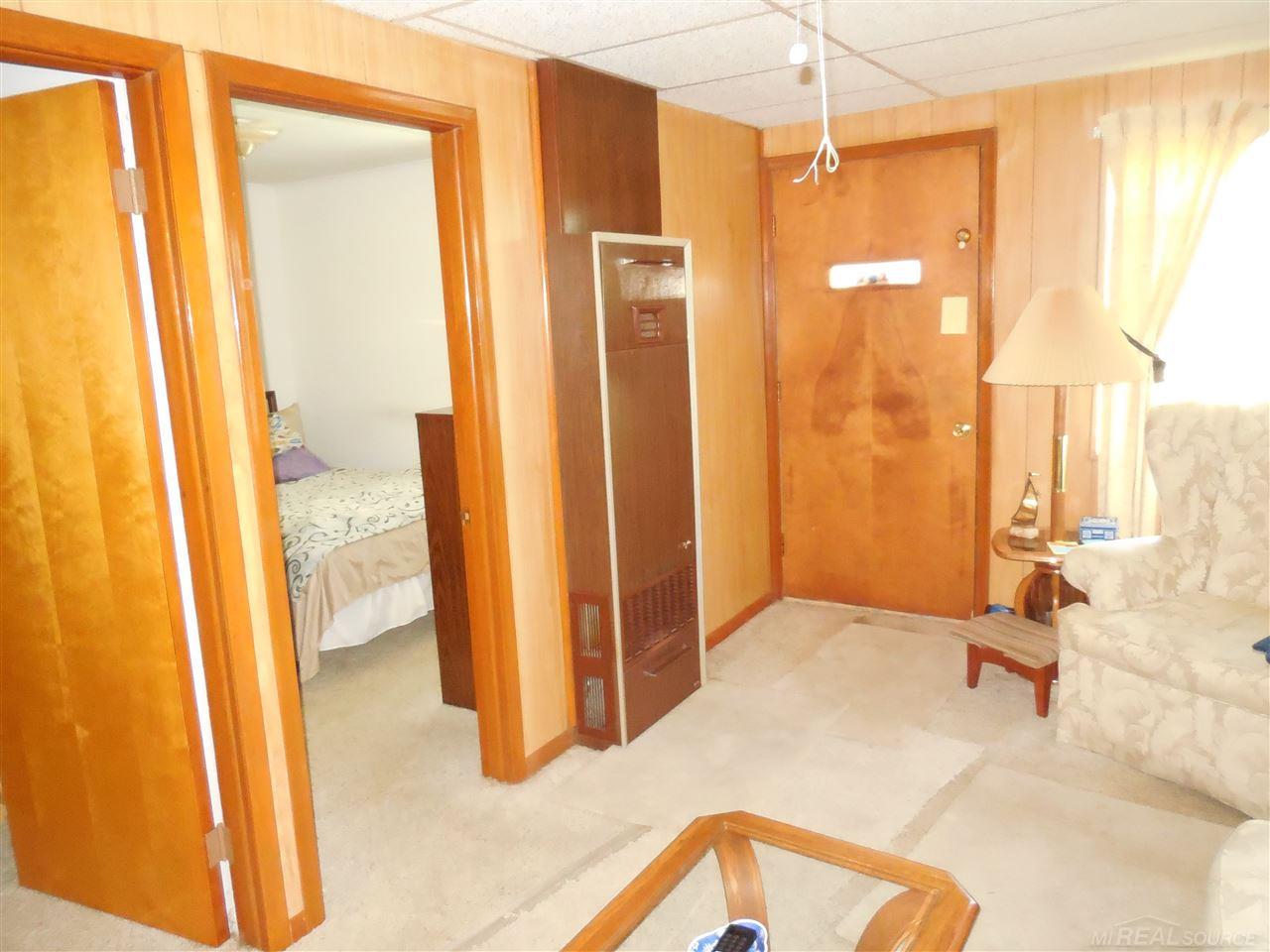 6383 Dyke Road Algonac, MI 48001 - Photo 25 of 27 31254403-24.JPG