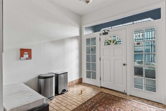 a view of livingroom with hardwood