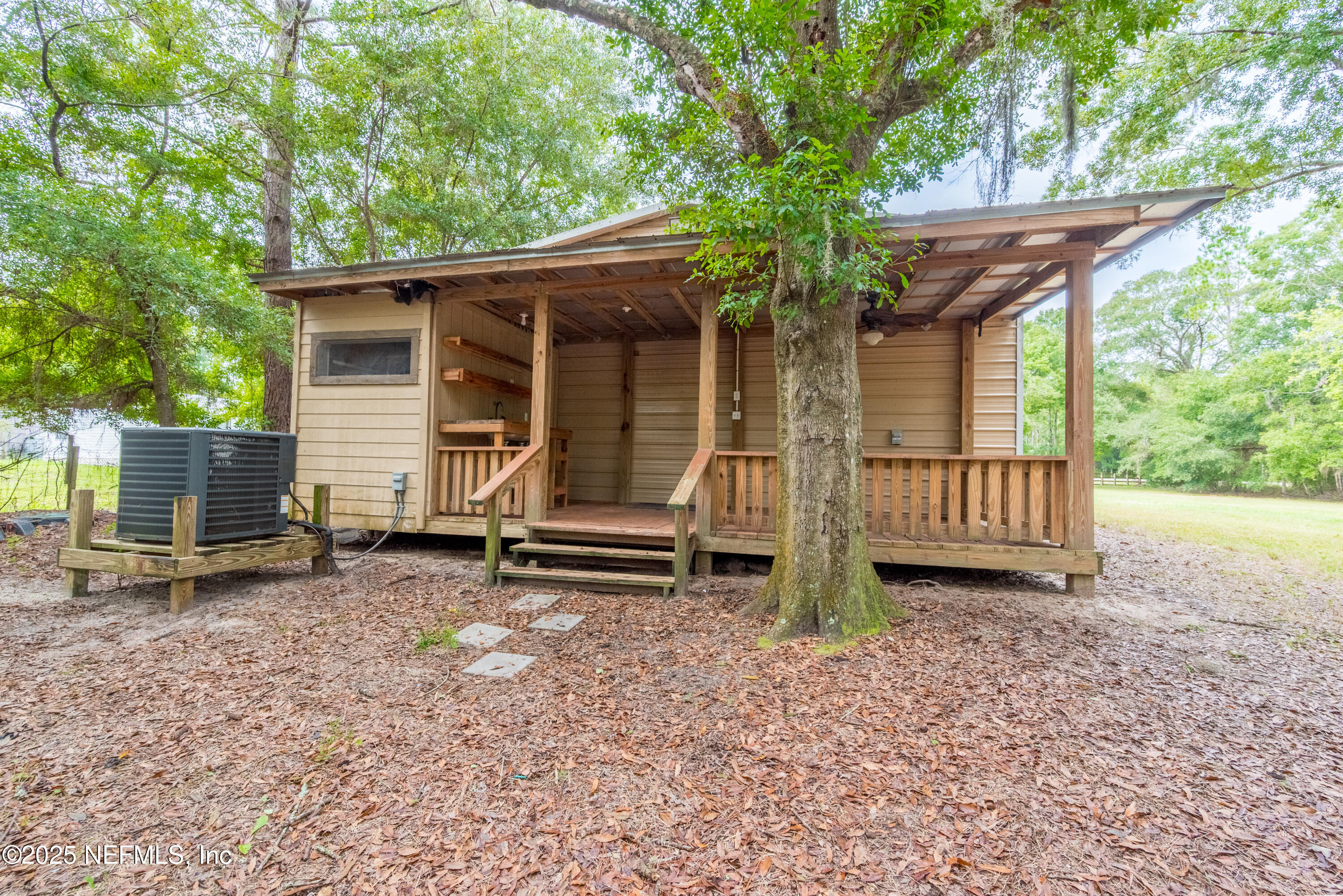 9019 State Rte 100 Starke, FL 32091 - Photo 10 of 38 9019 SE State Route 100-11