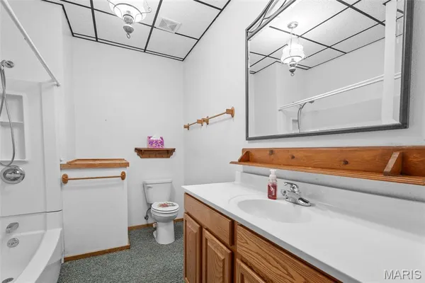 $599,900 | 791 Crescent Drive, Hollister, MO 65672