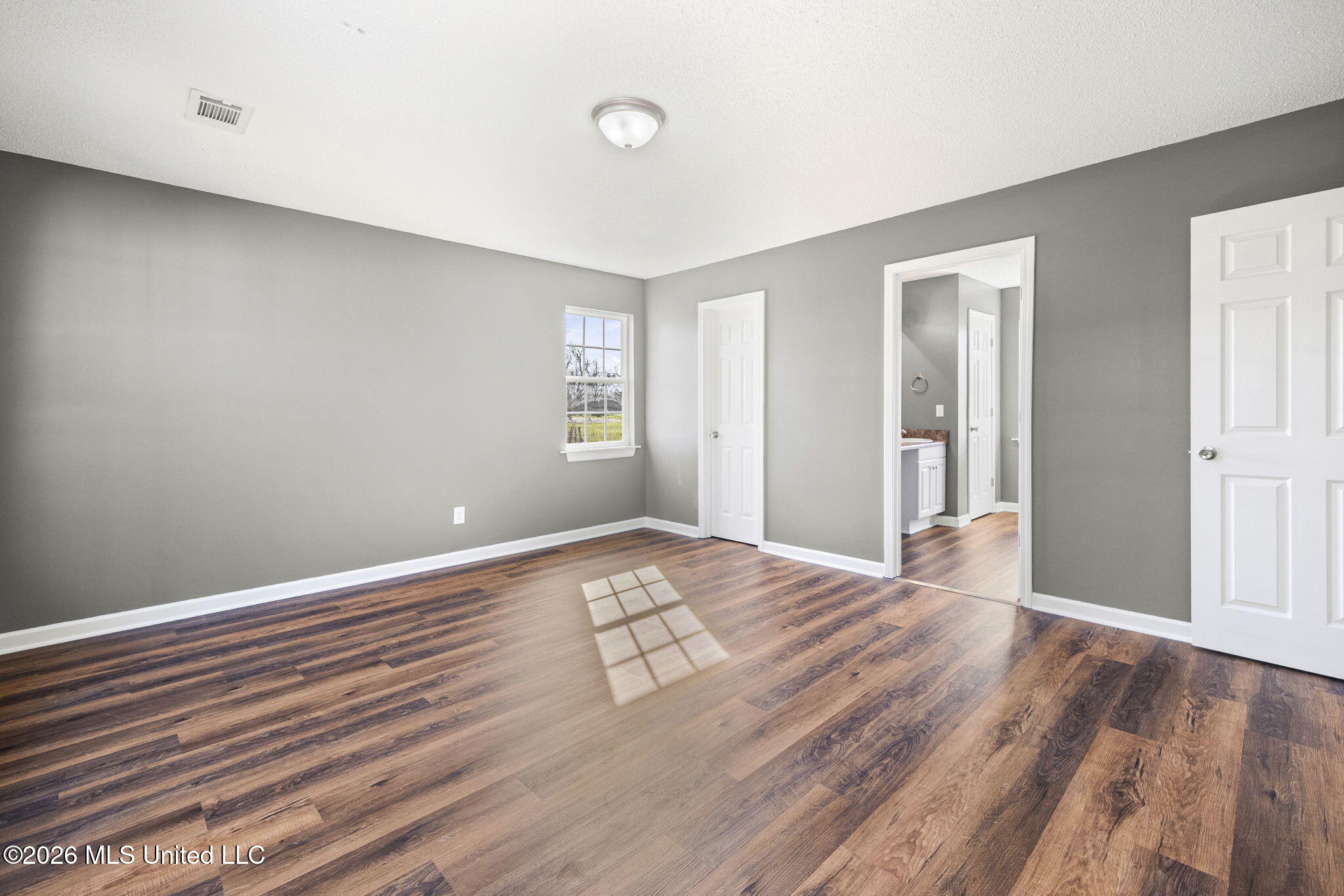 1211 Scott Avenue Lambert, MS 38643 - Photo 15 of 28 Primary Bedroom