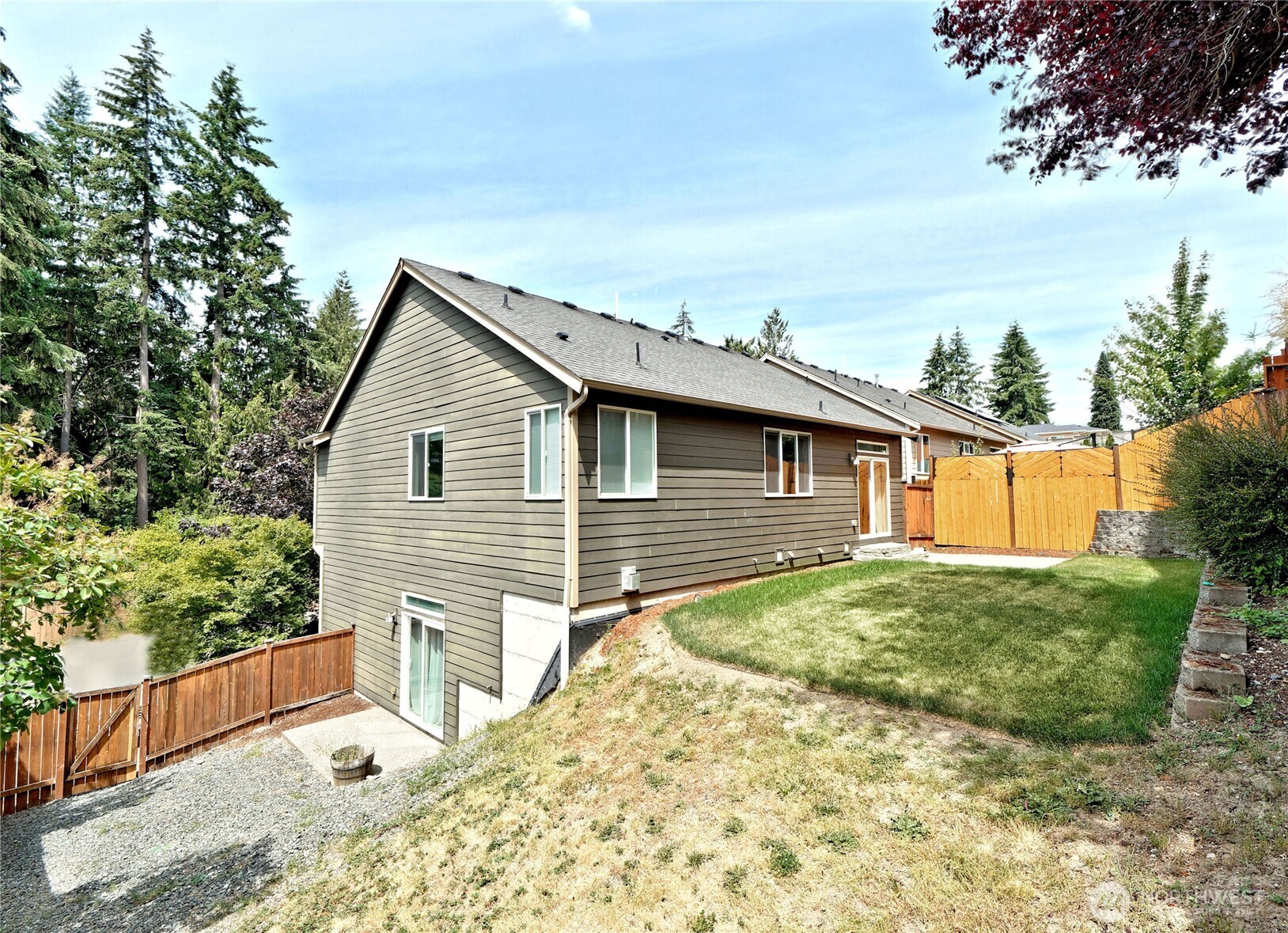 1808 Pierce Avenue Northeast Renton, WA 98056 - Photo 31 of 32