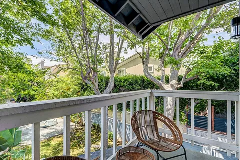 $1,199,000 | 1917 Nelson Avenue, Unit E, Redondo Beach, CA 90278