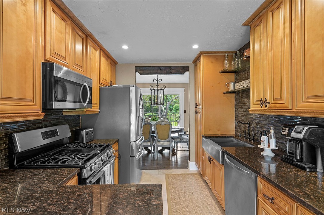 7195 Kingsview Road Northfield, OH 44067 - Photo 11 of 32 Gallery Image 11
