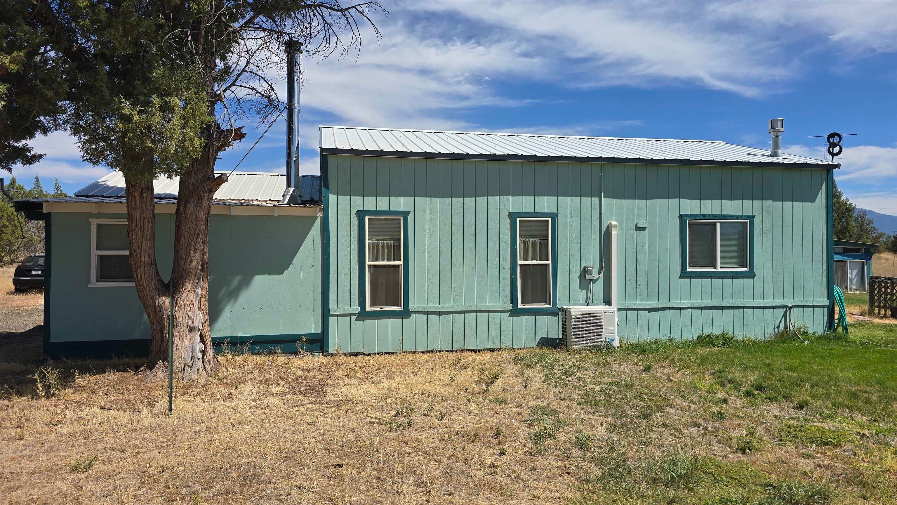 10830 Hart Road Montague, CA 96064 - Photo 11 of 36 Gallery Image 11