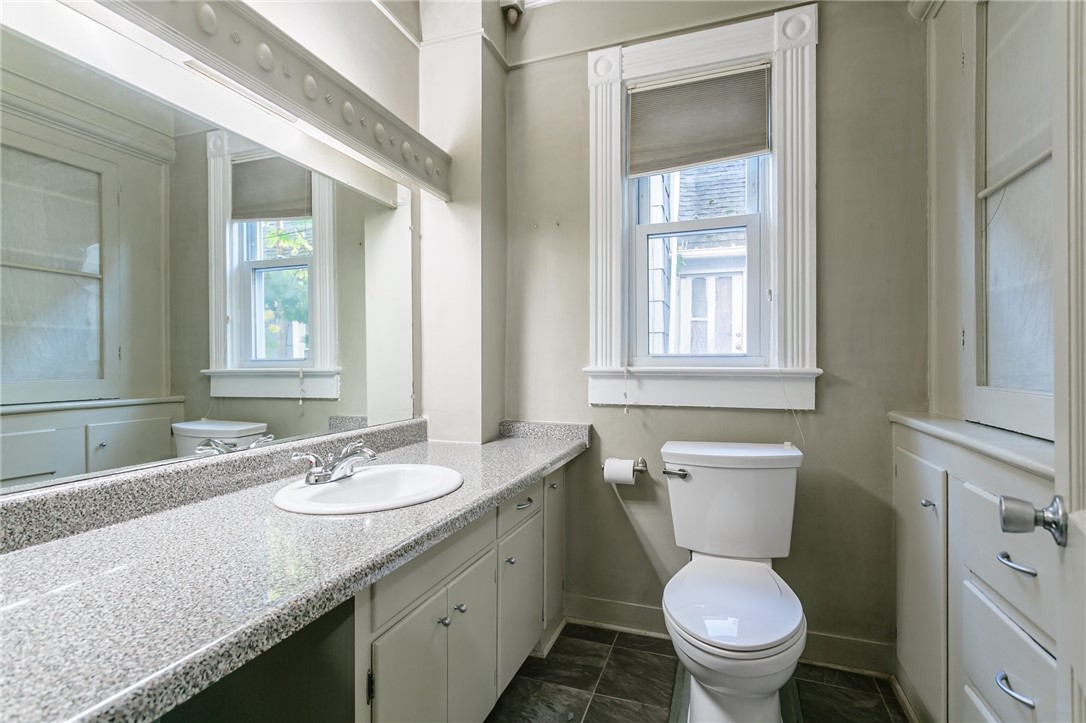 716 Linden Street Rochester, NY 14620 - Photo 16 of 34