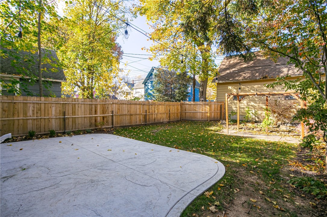 716 Linden Street Rochester, NY 14620 - Photo 30 of 34