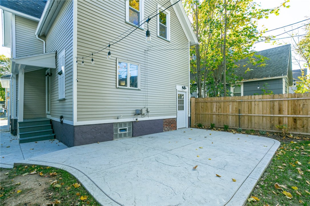 716 Linden Street Rochester, NY 14620 - Photo 31 of 34