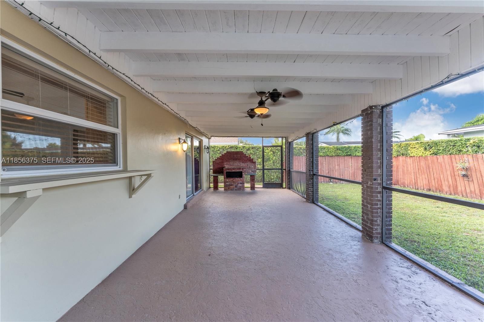 7621 Southwest 146th Avenue Miami, FL 33183 - Photo 15 of 19