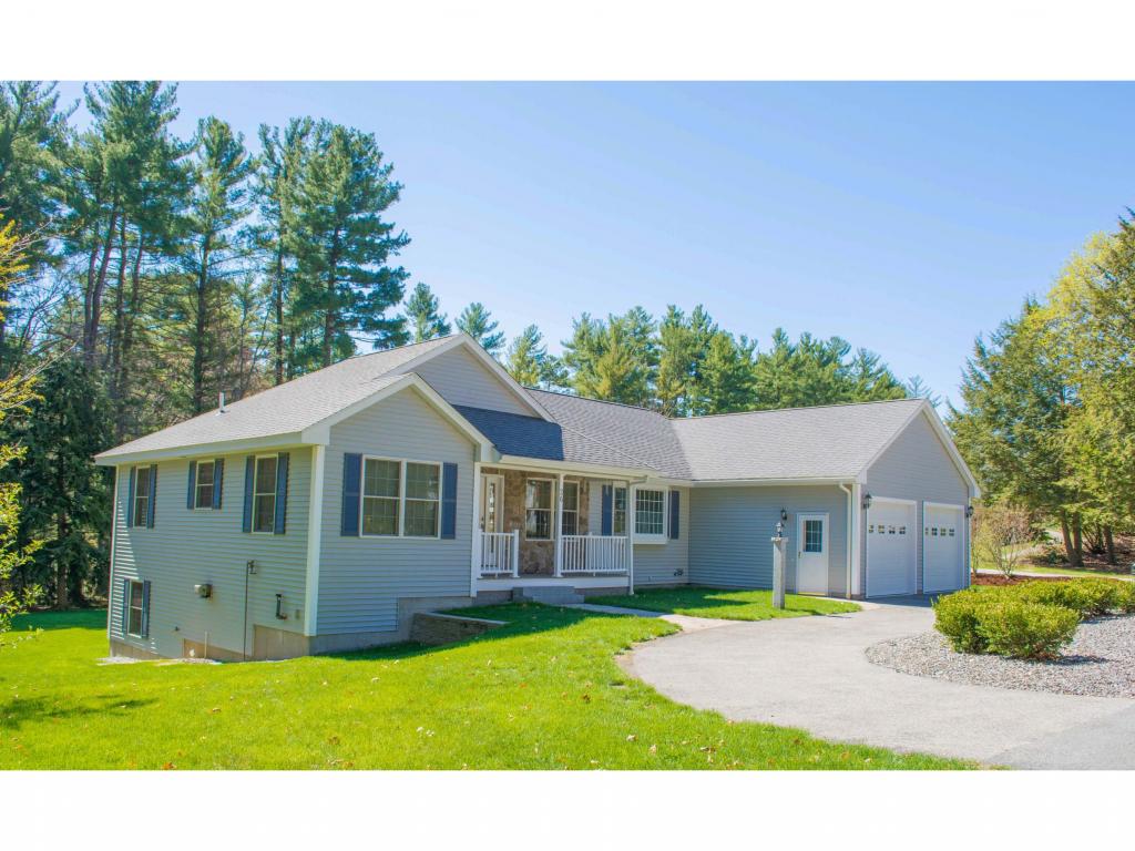 26 New Searles Road Nashua, NH 03062 - Photo 1 of 31