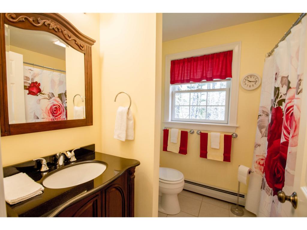 26 New Searles Road Nashua, NH 03062 - Photo 19 of 31