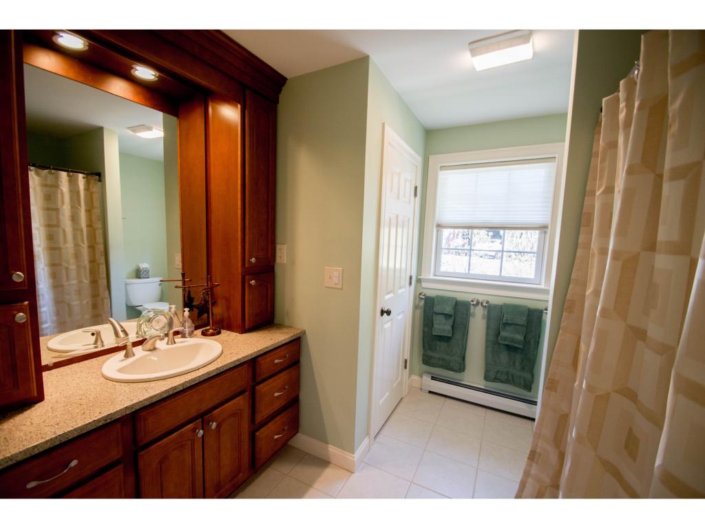26 New Searles Road Nashua, NH 03062 - Photo 25 of 31