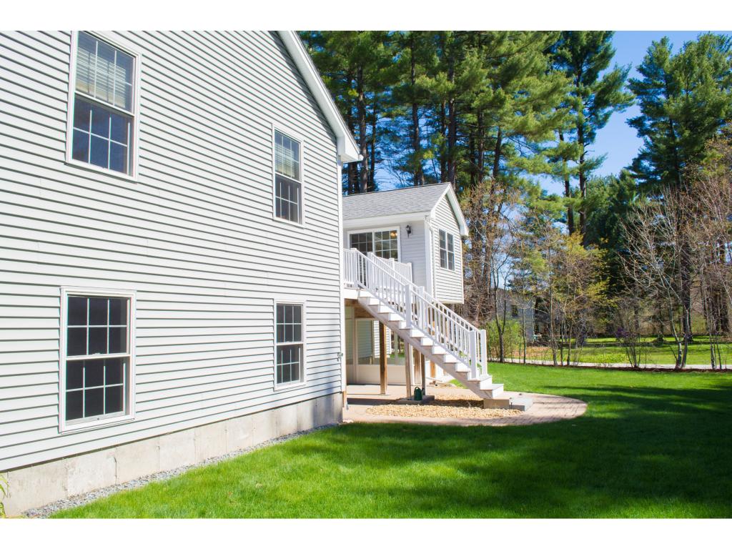 26 New Searles Road Nashua, NH 03062 - Photo 30 of 31