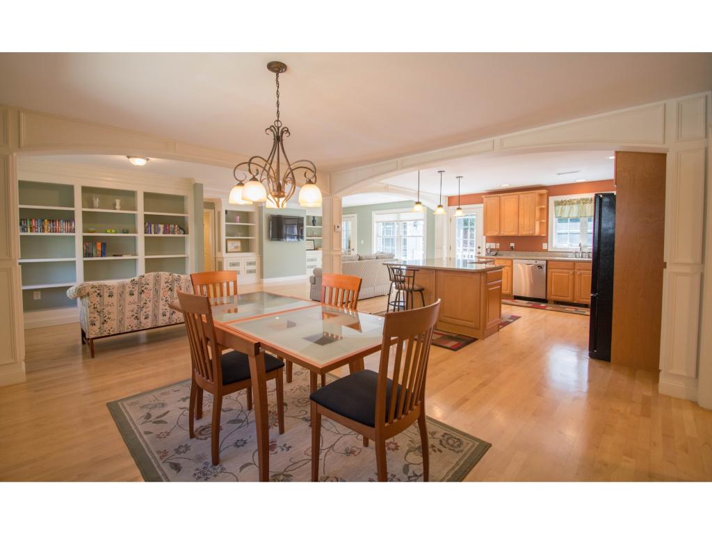 26 New Searles Road Nashua, NH 03062 - Photo 7 of 31