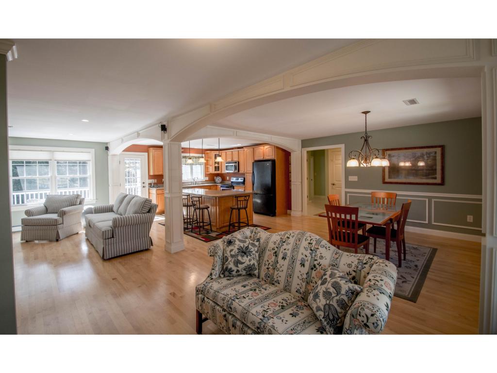26 New Searles Road Nashua, NH 03062 - Photo 9 of 31