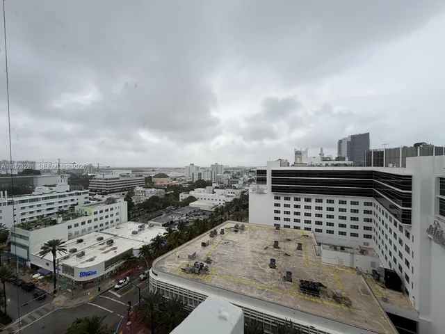 $7,500 | 100 Lincoln Road, Unit 1504, Miami Beach, FL 33139