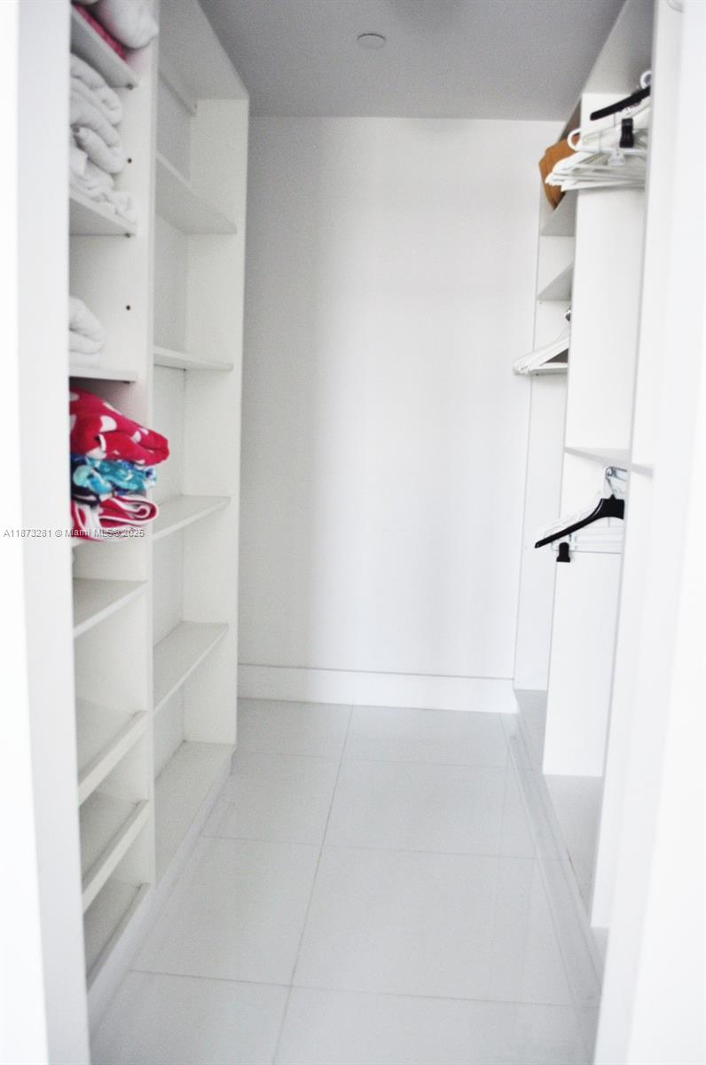 100 Lincoln Road, Unit 1504 Miami Beach, FL 33139 - Photo 8 of 12 a view of bathroom