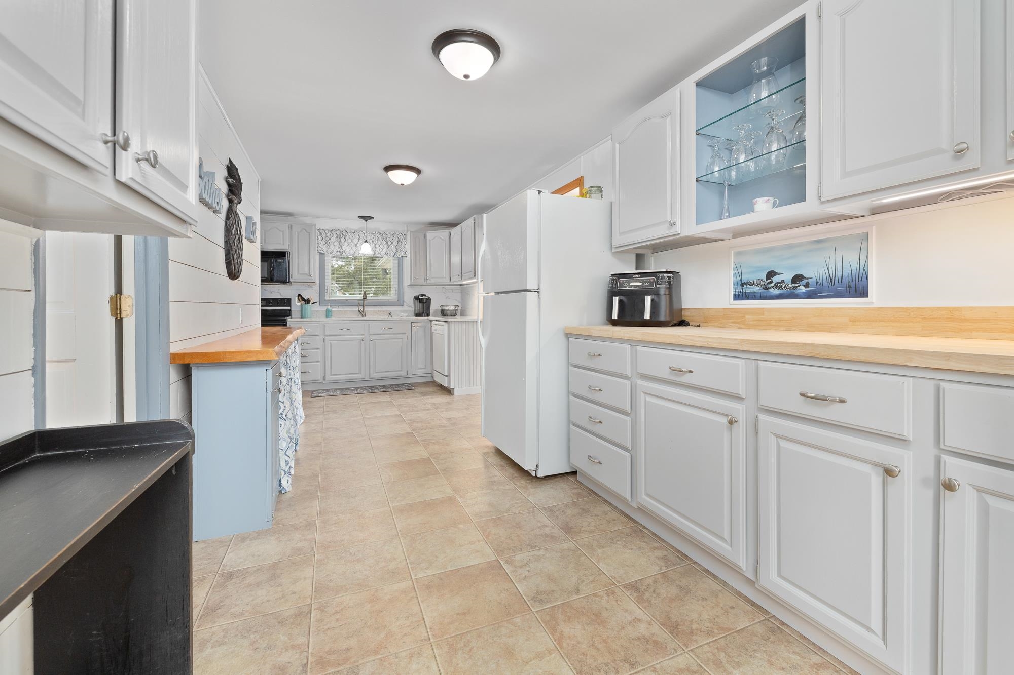 3322 Highway 2 Danville, VT 05873 - Photo 2 of 38