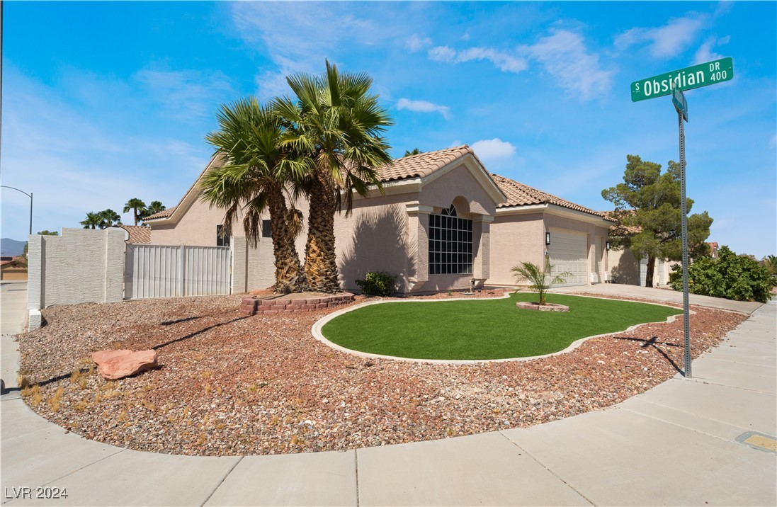 8644 Highland View Las Vegas, NV 89145 - Photo 5 of 41