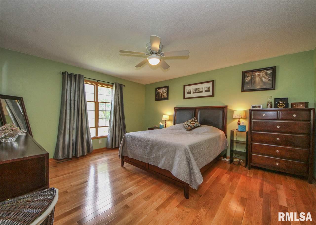2205 Timber Ridge Drive Port Byron, IL 61275 - Photo 13 of 23 Gallery Image 13