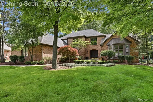 $650,000 | 55380 Theo Drive, Utica, MI 48315