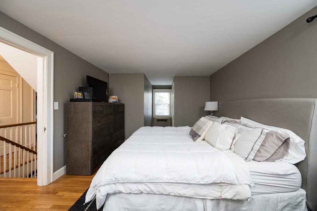 26 Buckingham Road Milton, MA 02186 - Photo 18 of 33