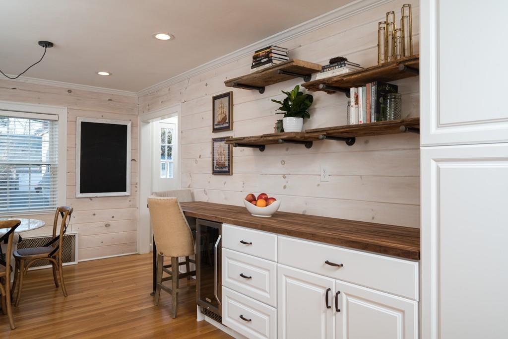 26 Buckingham Road Milton, MA 02186 - Photo 9 of 33