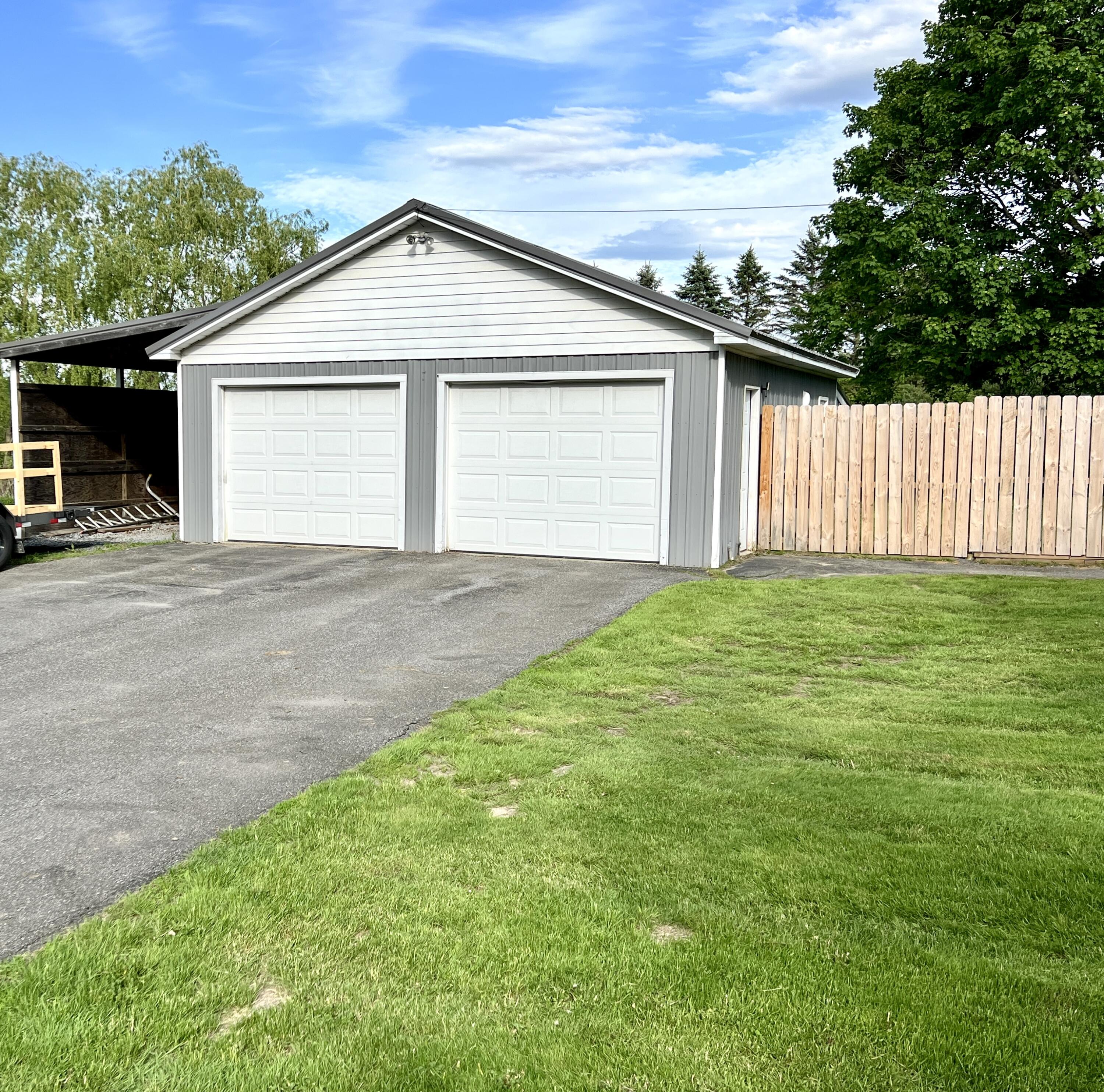 75 Unity Road Benton, ME 04901 - Photo 3 of 15 Garage