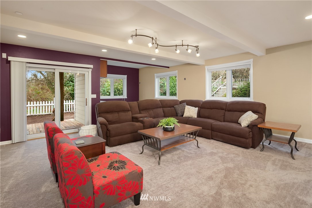 411 Windsor Way Northeast Renton, WA 98056 - Photo 17 of 24