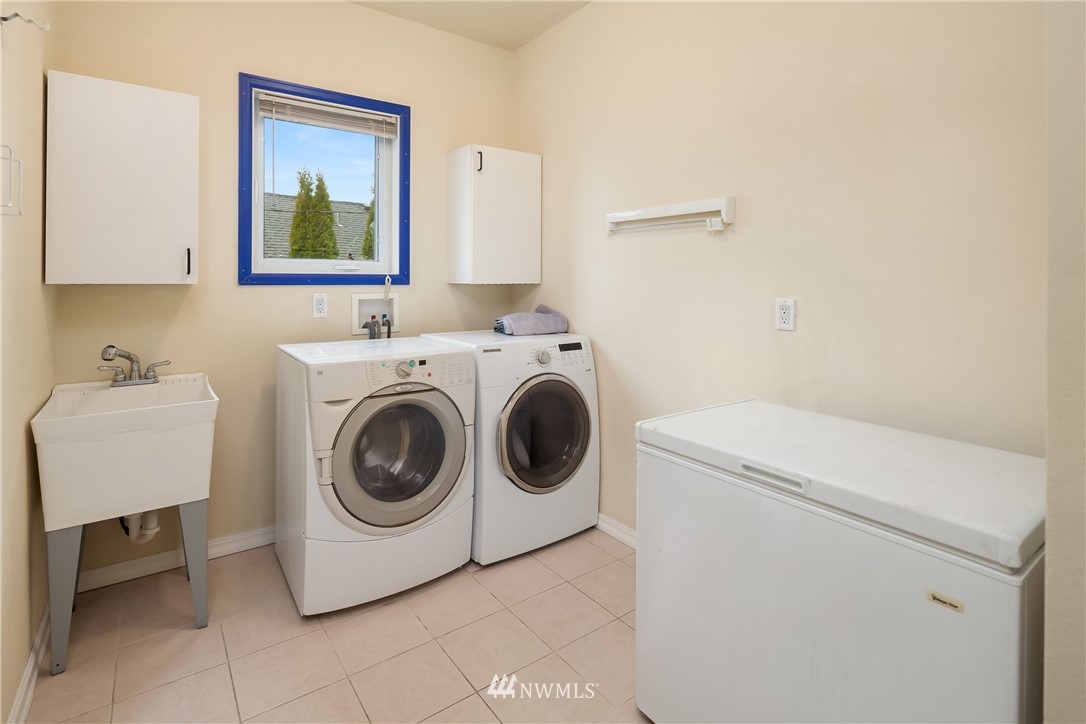 411 Windsor Way Northeast Renton, WA 98056 - Photo 23 of 24