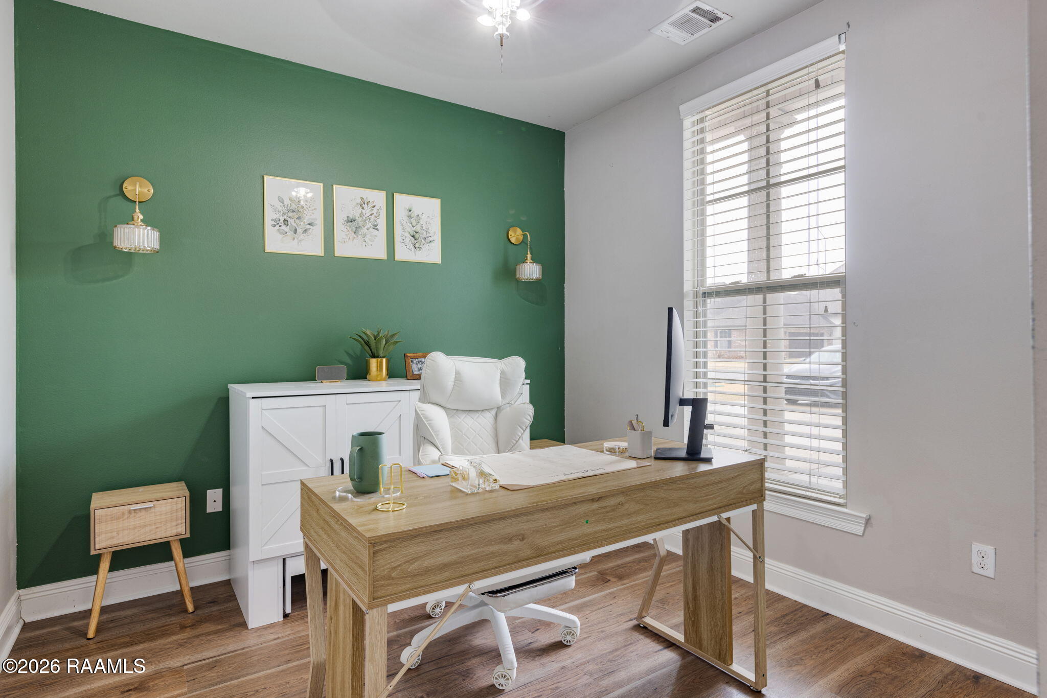 101 Chemet Road Youngsville, LA 70592 - Photo 19 of 29 Bedroom 2 faces front