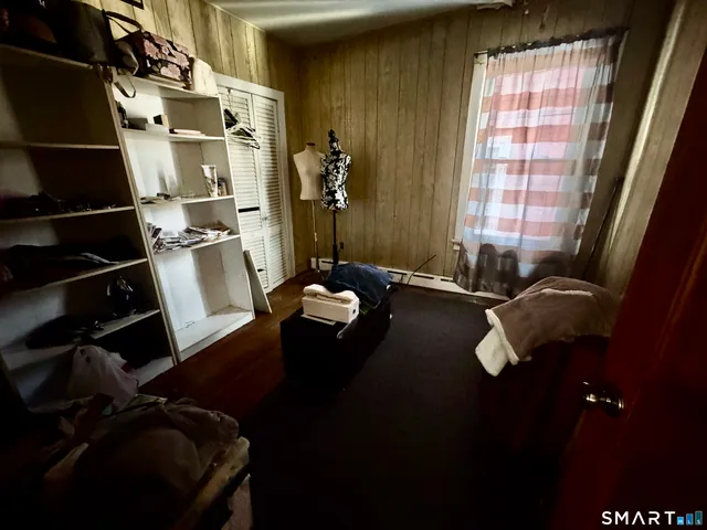 $284,000 | 130 Norwood Avenue, New London, CT 06320