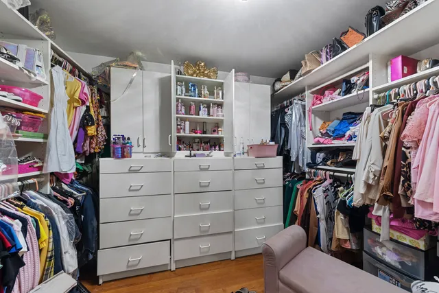 $301,000 | 801 East 168th Street, South Holland, IL 60473