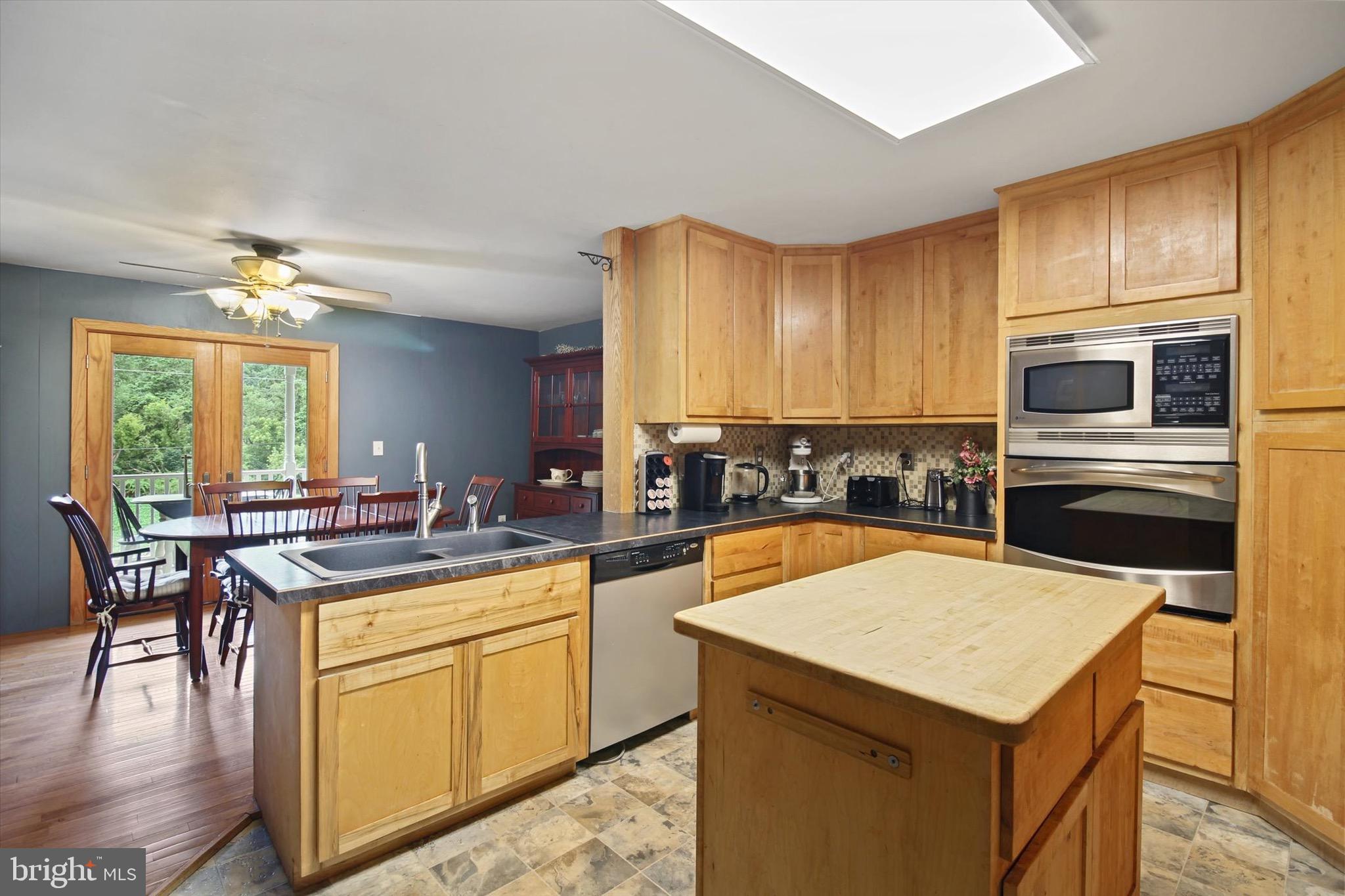 207 Creek Road Klingerstown, PA 17941 - Photo 9 of 29 Gallery Image 9