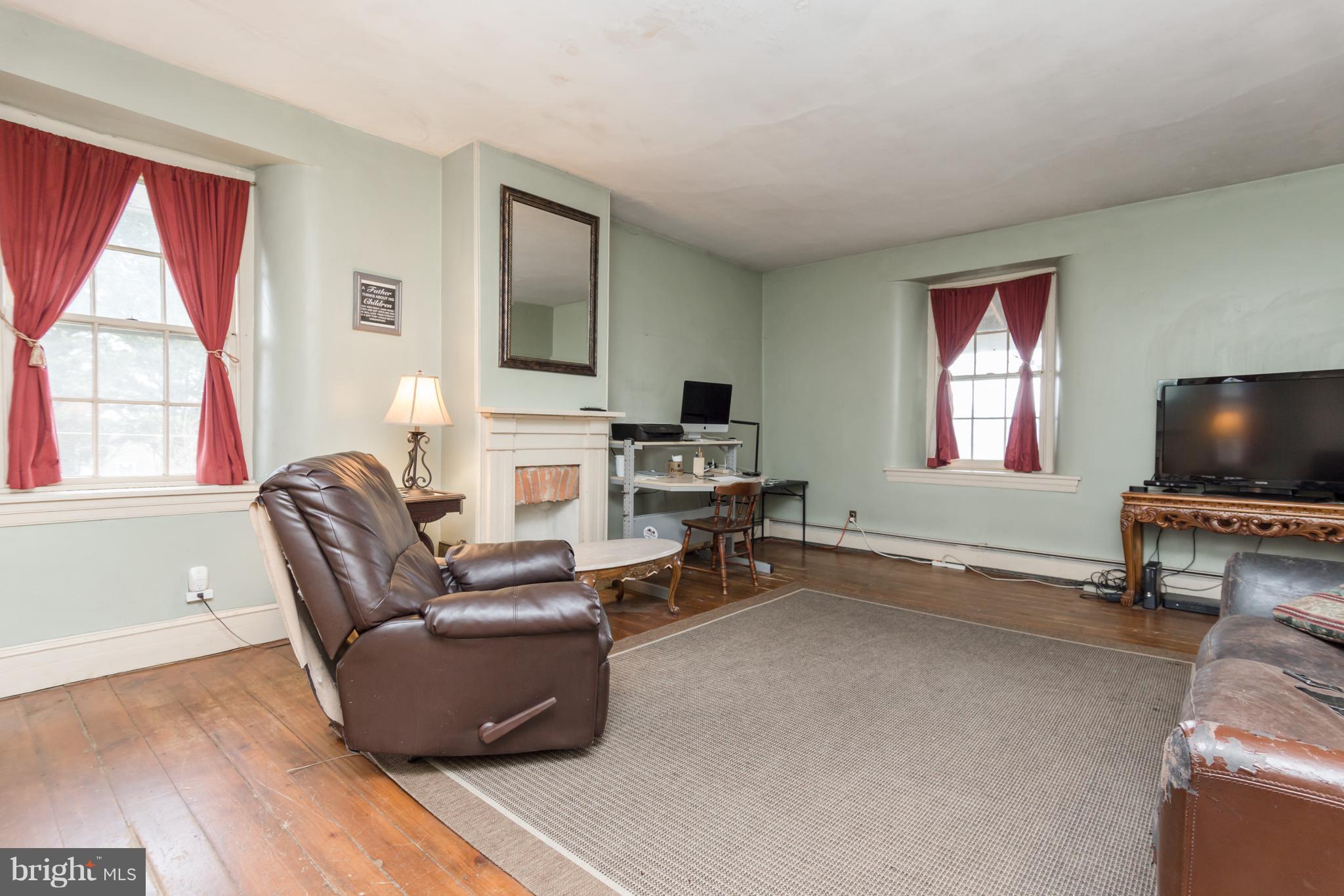 671 East Reeceville Road Coatesville, PA 19320 - Photo 6 of 37