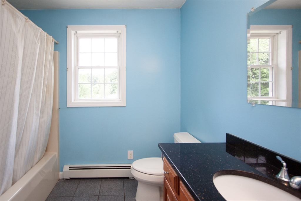83 Ernest Avenue Worcester, MA 01604 - Photo 10 of 21