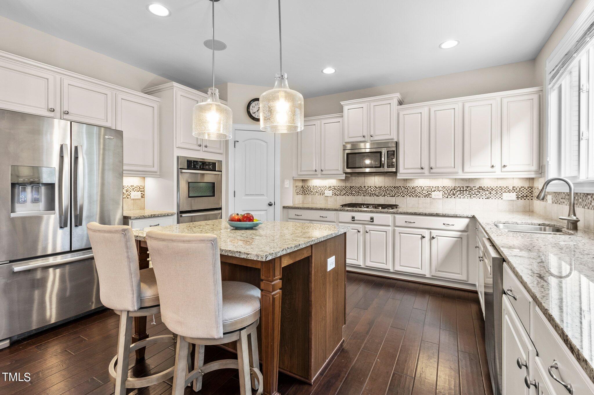 4009 Red Grape Drive Raleigh, NC 27607 - Photo 9 of 26 45-web-or-mls-0S9A8662