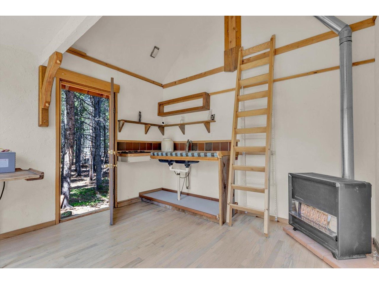 909 County Road Boulder, CO 80302 - Photo 43 of 45 Studio