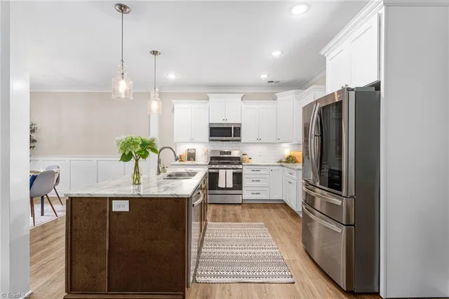 $474,500 | 7004 Westfield Village Circle, Summerfield, NC 27358