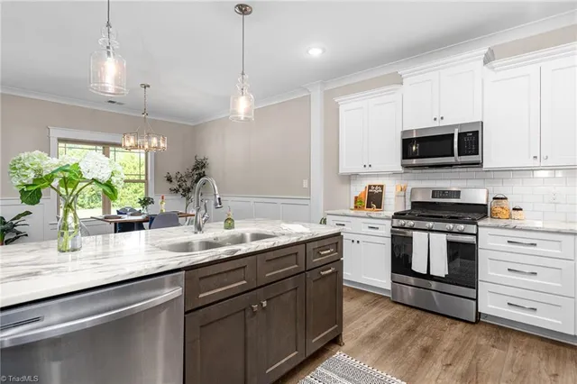 $474,500 | 7004 Westfield Village Circle, Summerfield, NC 27358