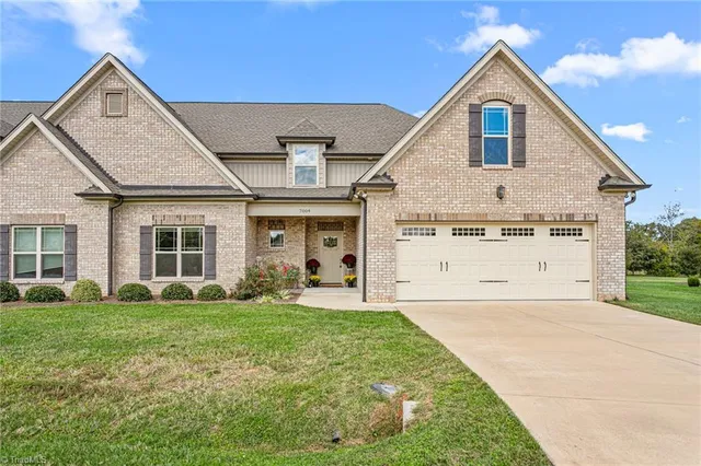 $474,500 | 7004 Westfield Village Circle, Summerfield, NC 27358