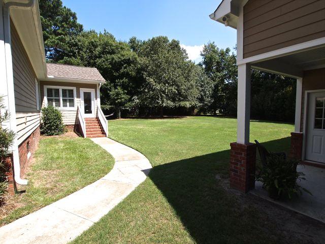 2011 Shoreside Court Pinopolis, SC 29469 - Photo 4 of 27 P1018212