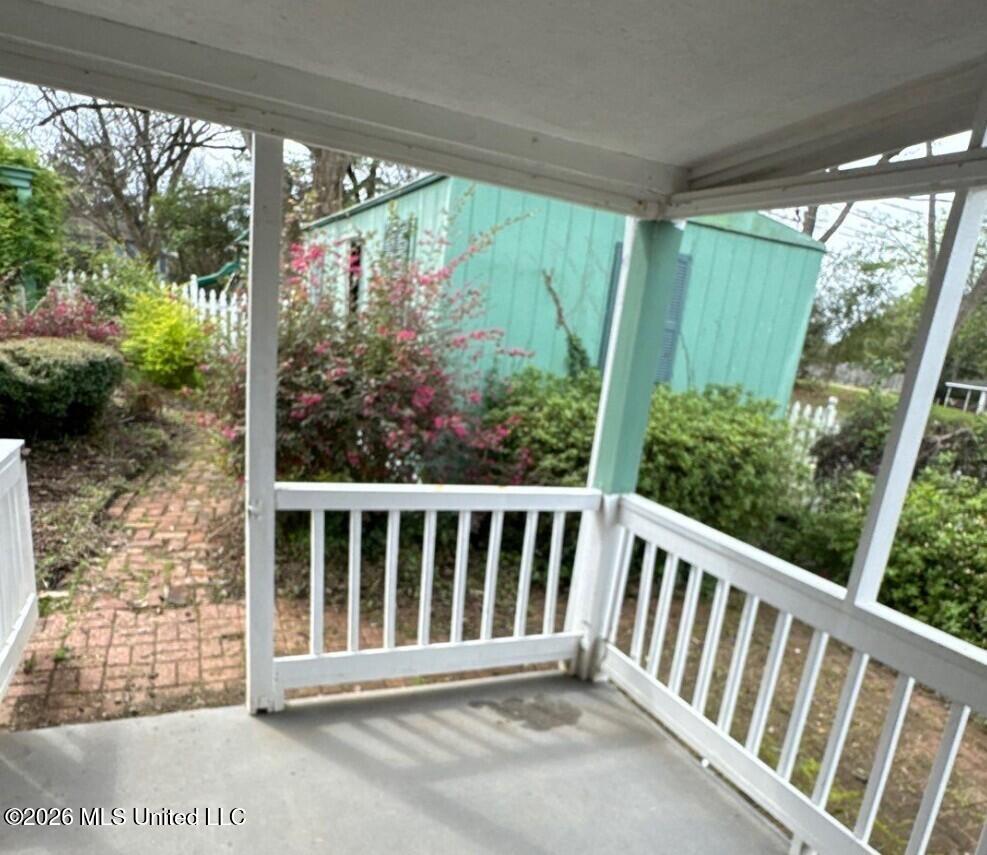 1022 Markham Street Vicksburg, MS 39180 - Photo 12 of 14 9
