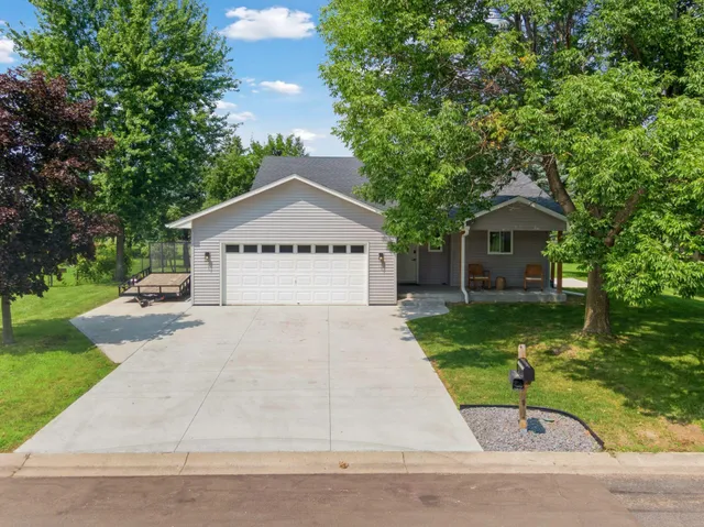 $385,000 | 300 Heights Road Northwest, St. Michael, MN 55376