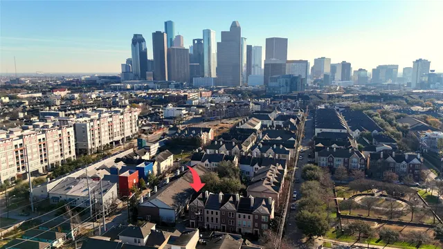 $425,000 | 1809 Gillette Street, Houston, TX 77019