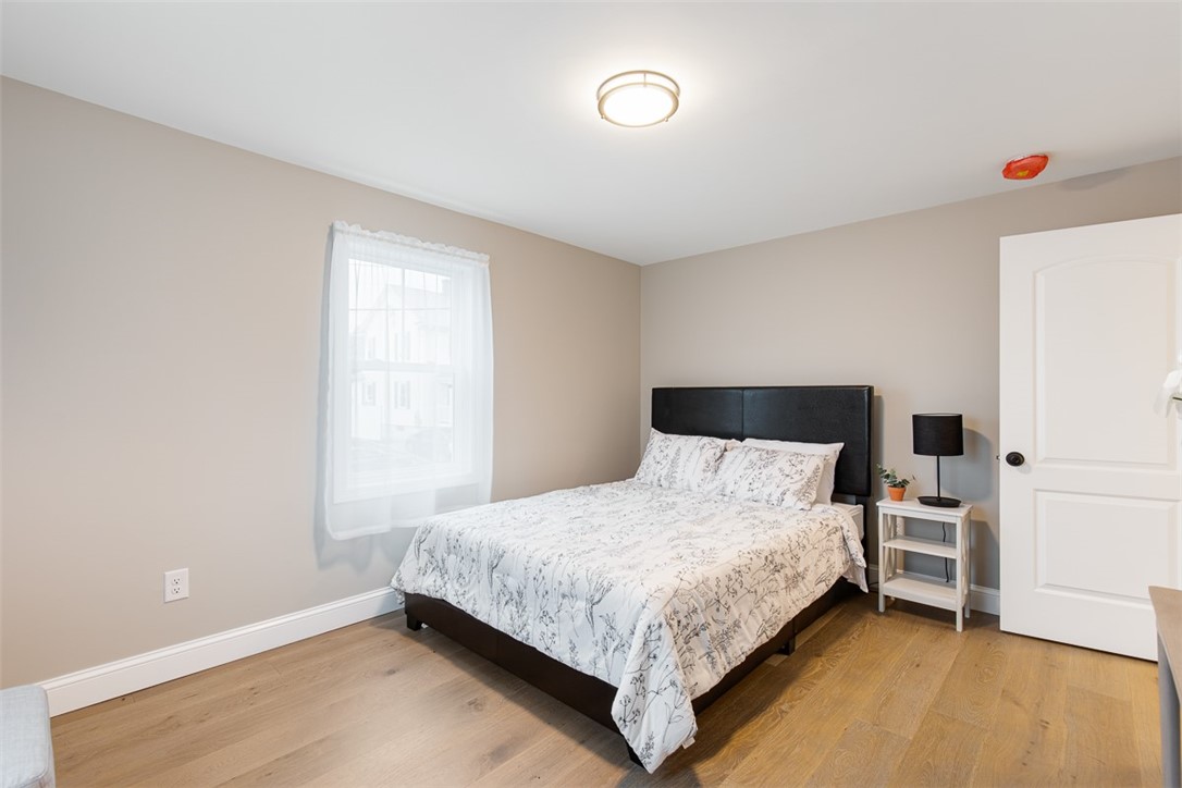 162 Colonial Road Providence, RI 02906 - Photo 17 of 36