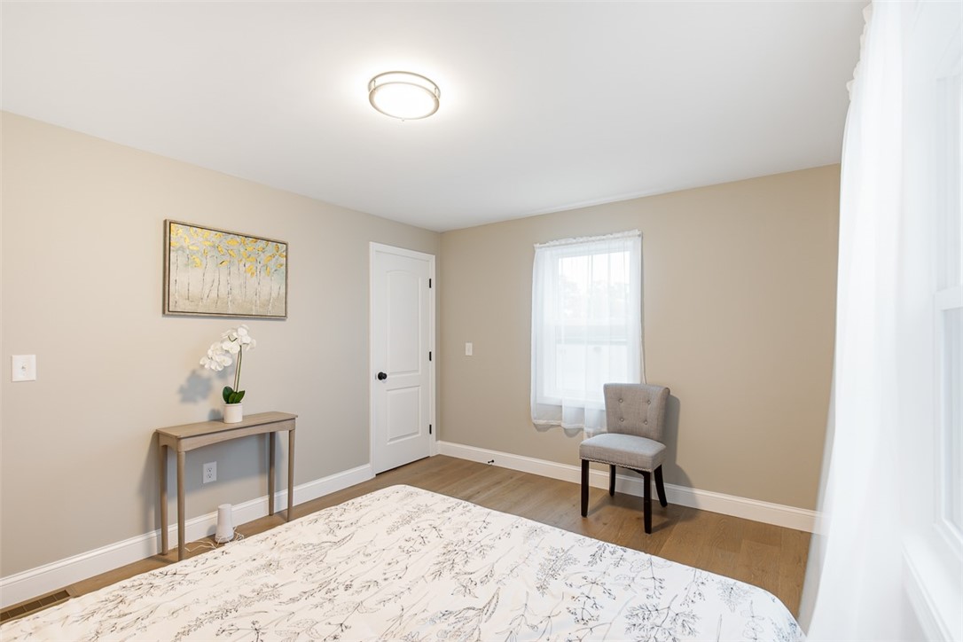 162 Colonial Road Providence, RI 02906 - Photo 18 of 36